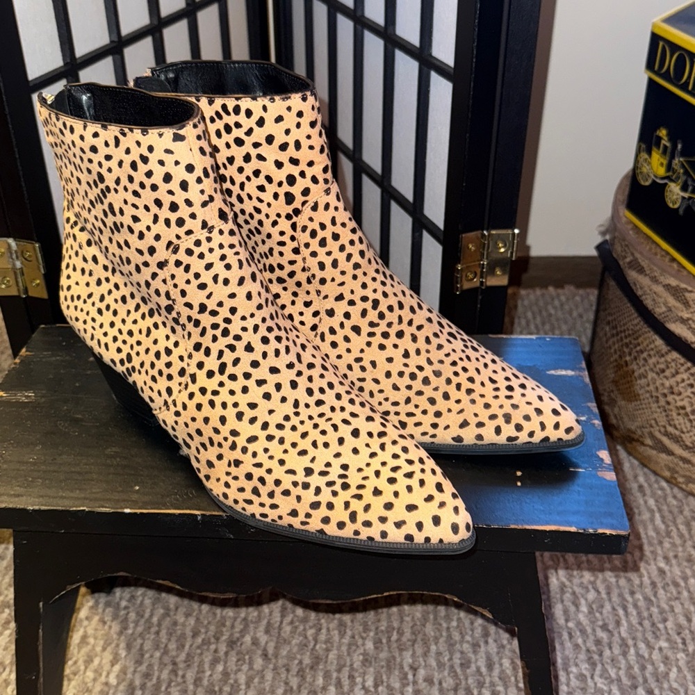 Leopard Print Ankle Boots - Picture 1 of 7